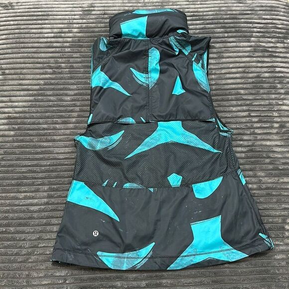 Lululemon Pack It Packable Vest Hidden Hood Blue Black Women’s Size 6 - Picture 9 of 12